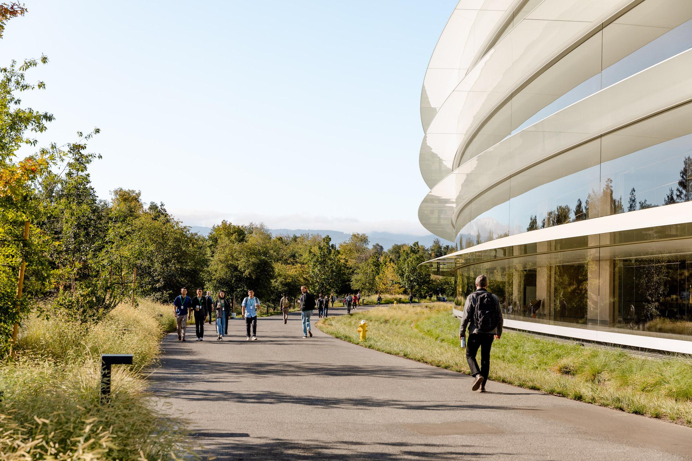 The Ring Building at Apple Park, Cupertino